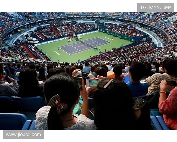 杭州网球队在大师赛中的精彩表现与状态分析