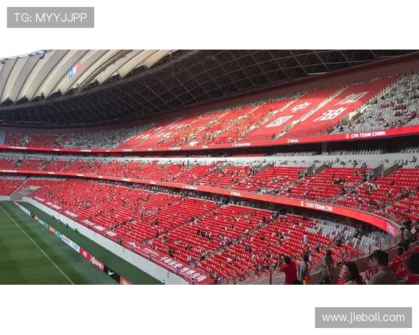 西安足球队灵活应变的战术解析与发展前景探讨 西安足球队灵活应变的战术解析与发展前景探讨